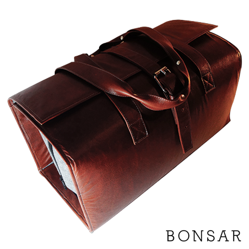 Petaca de piel con fieltro