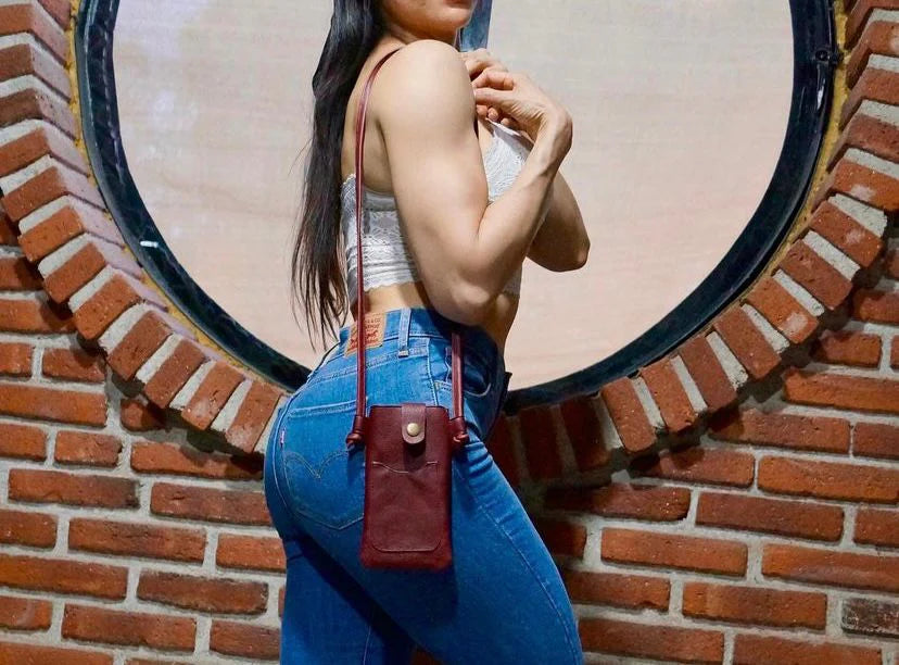 Porta celular de piel Lusaaset